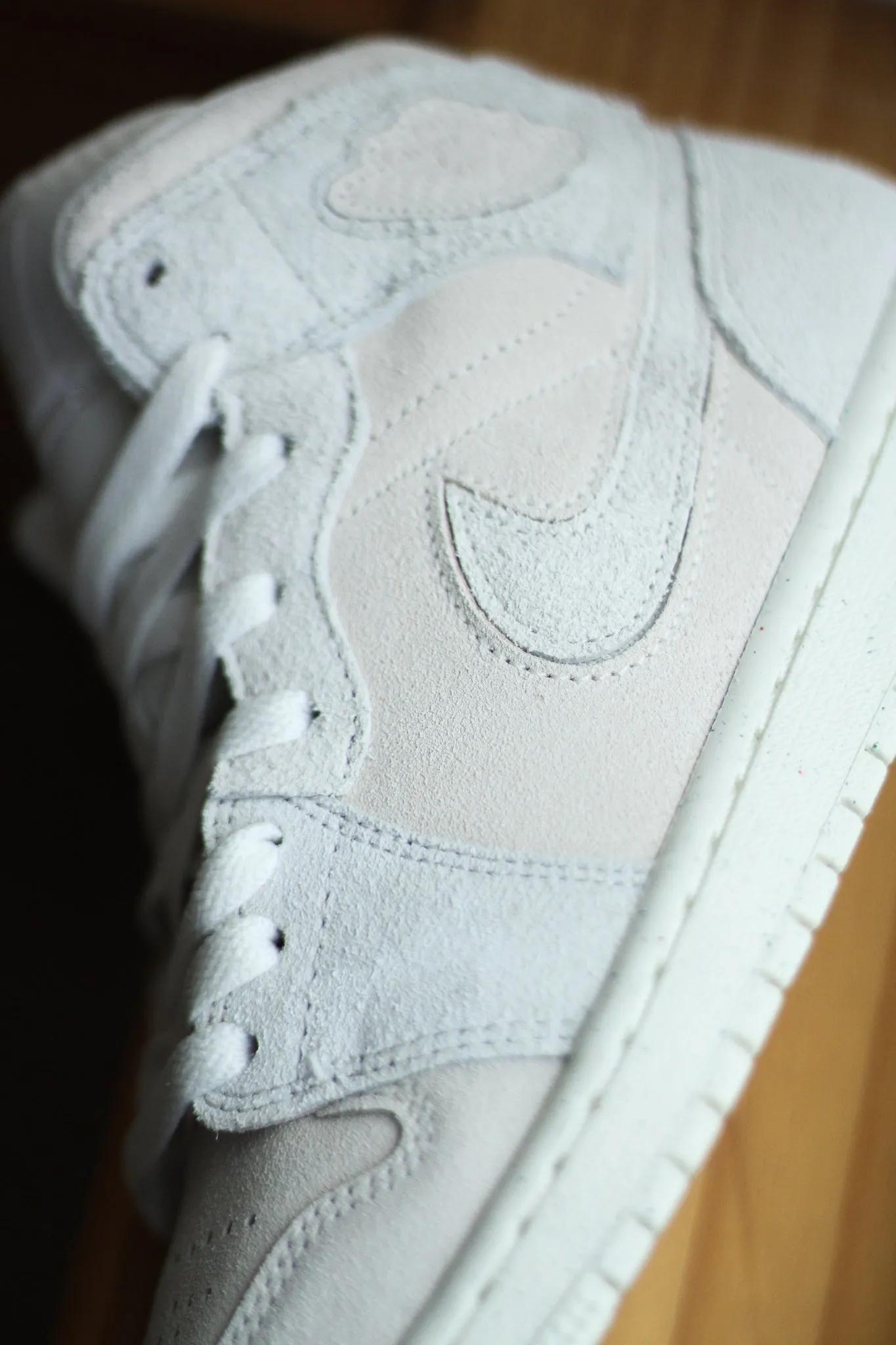 AIR JORDAN 1 MID SE CRAFT "PALE IVORY"