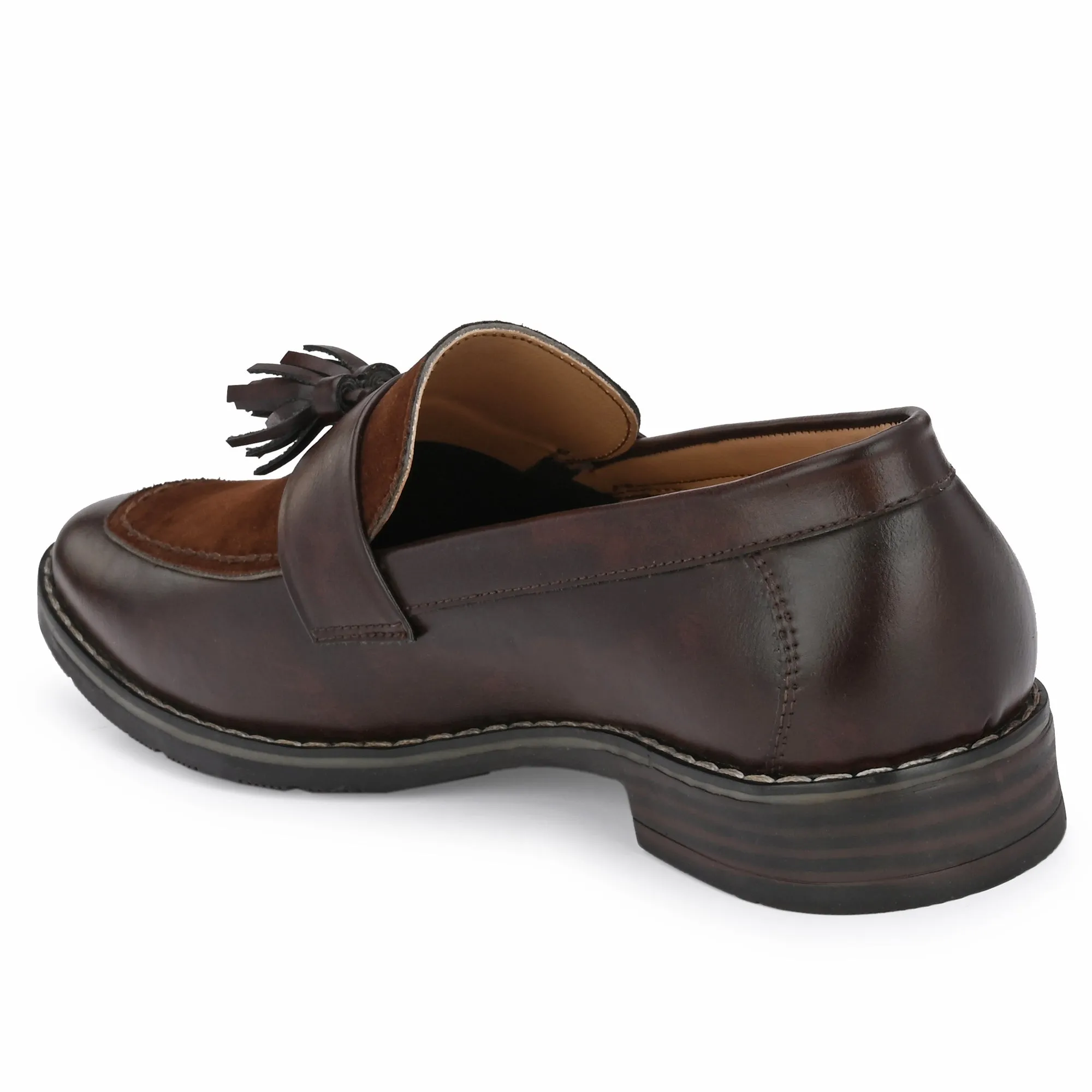 Attitudist Unisex Handcrafted Brown Plain Tassel Loafer With Knotted Laces In Moccassin Style