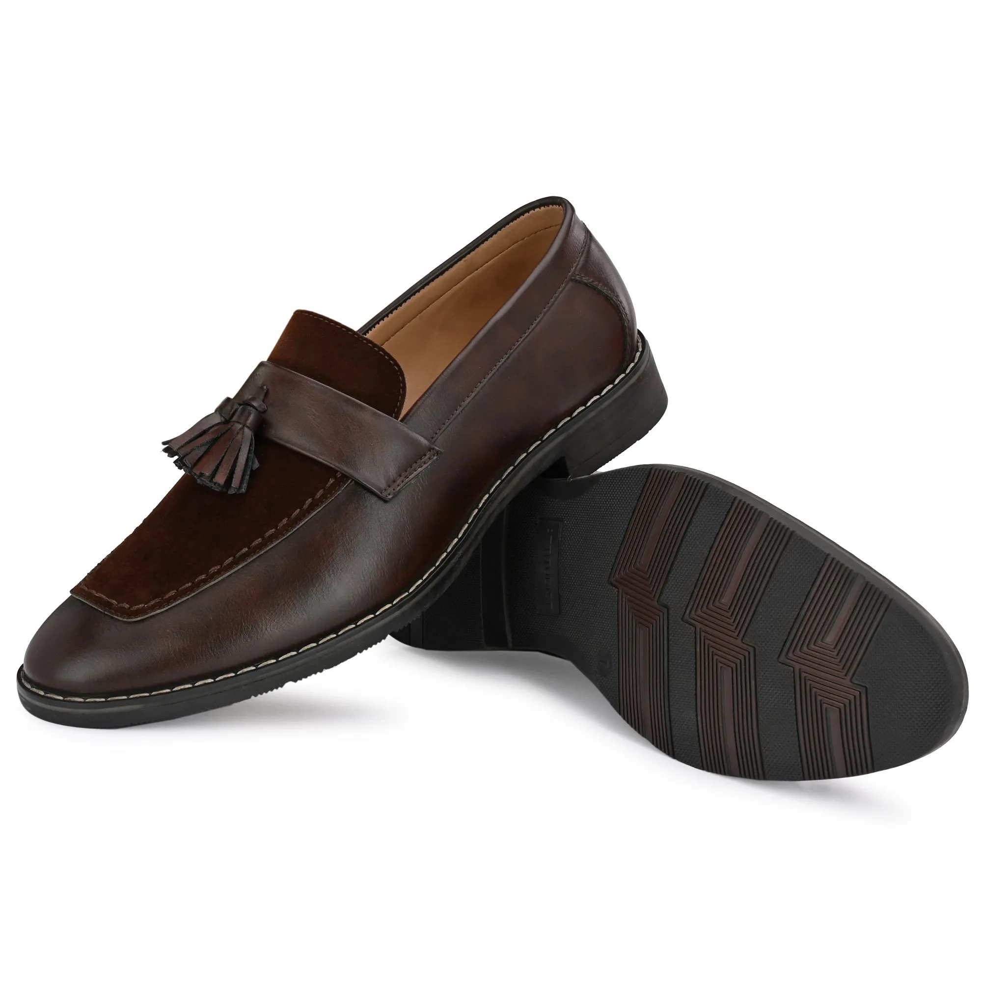 Attitudist Unisex Handcrafted Brown Plain Tassel Loafer With Knotted Laces In Moccassin Style