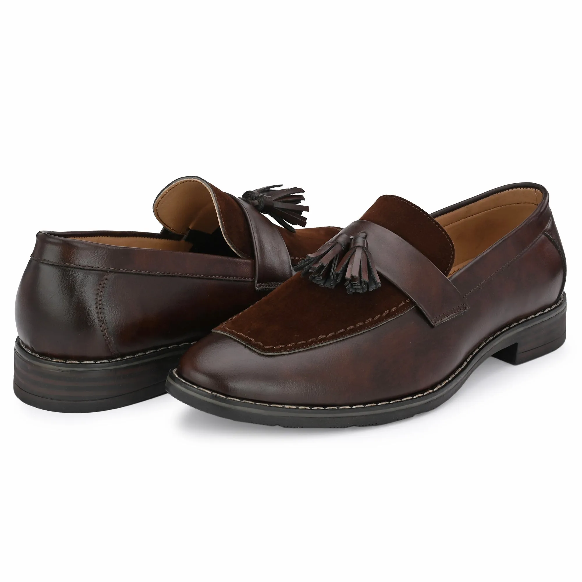 Attitudist Unisex Handcrafted Brown Plain Tassel Loafer With Knotted Laces In Moccassin Style