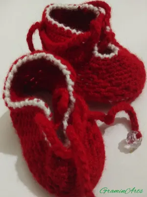 Baby Booties Hand Knitted Beautiful Desing In Red Color For 0 - 6 Mnth