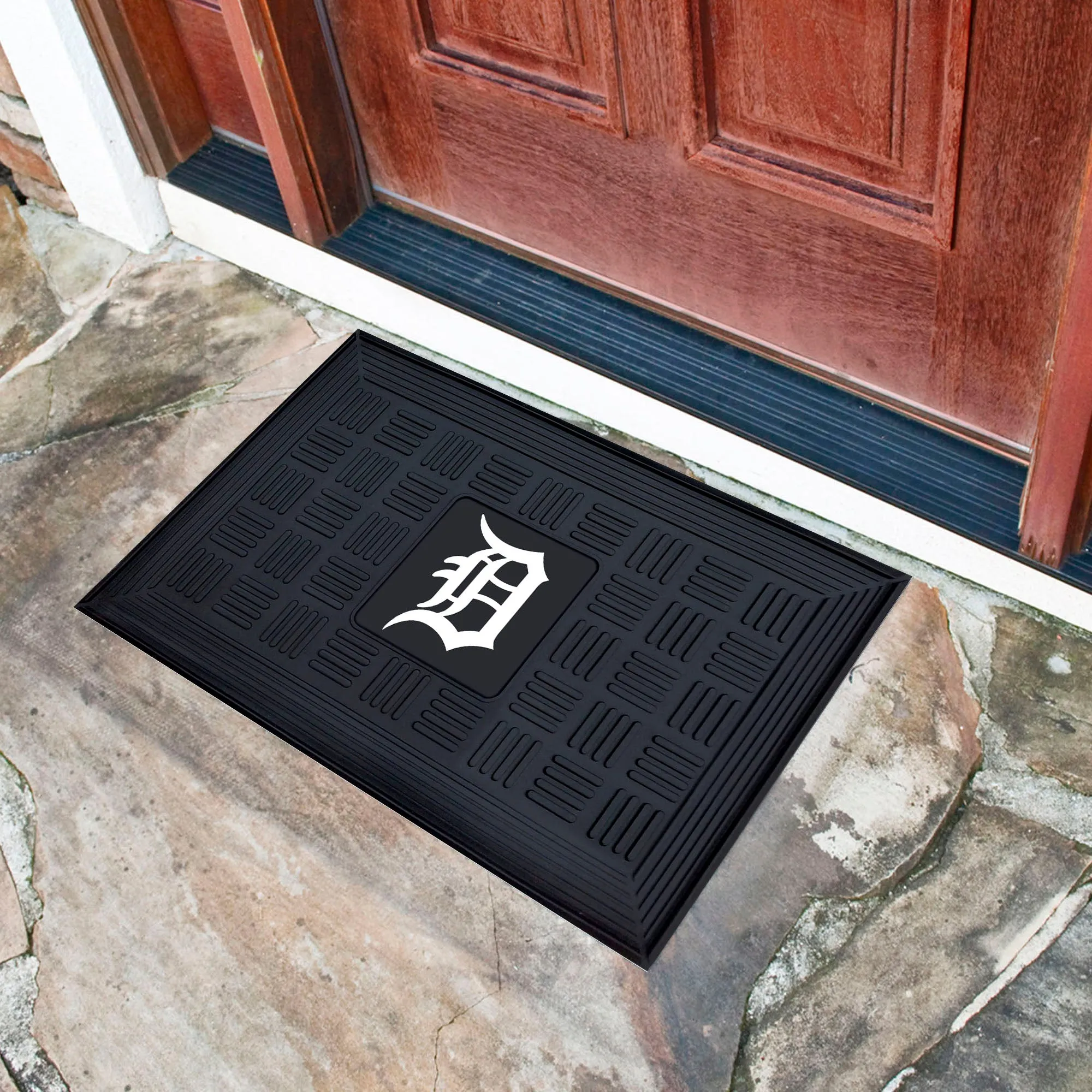 Detroit Tigers Heavy Duty Vinyl Medallion Door Mat - 19.5in. x 31in.