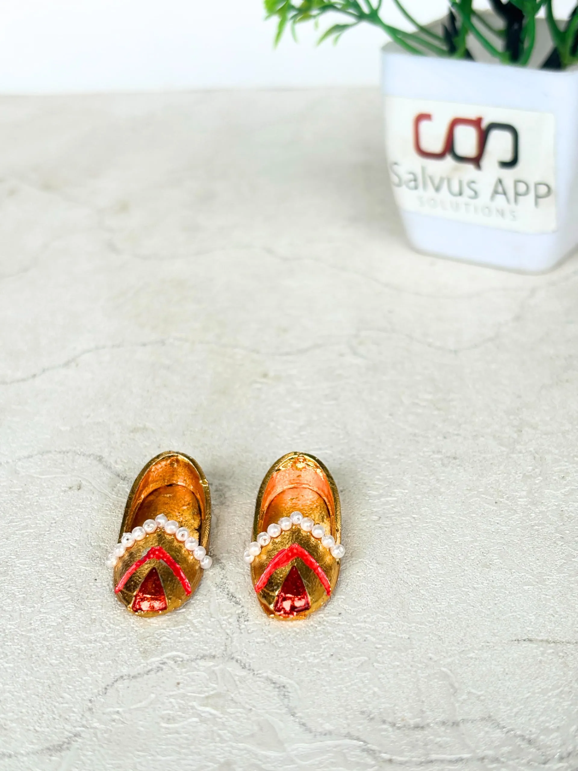 Salvus APP SOLUTIONS Fancy Multicolor Stone Worked Laddu Gopal Miniature Mojadi/Juti/Shoes For Lord Krishna Idol (1.2 Inch)