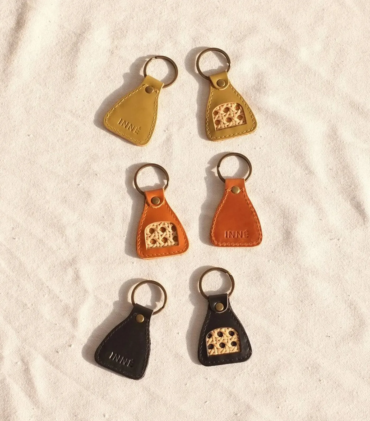 Sia Keyholder - Bell Sand