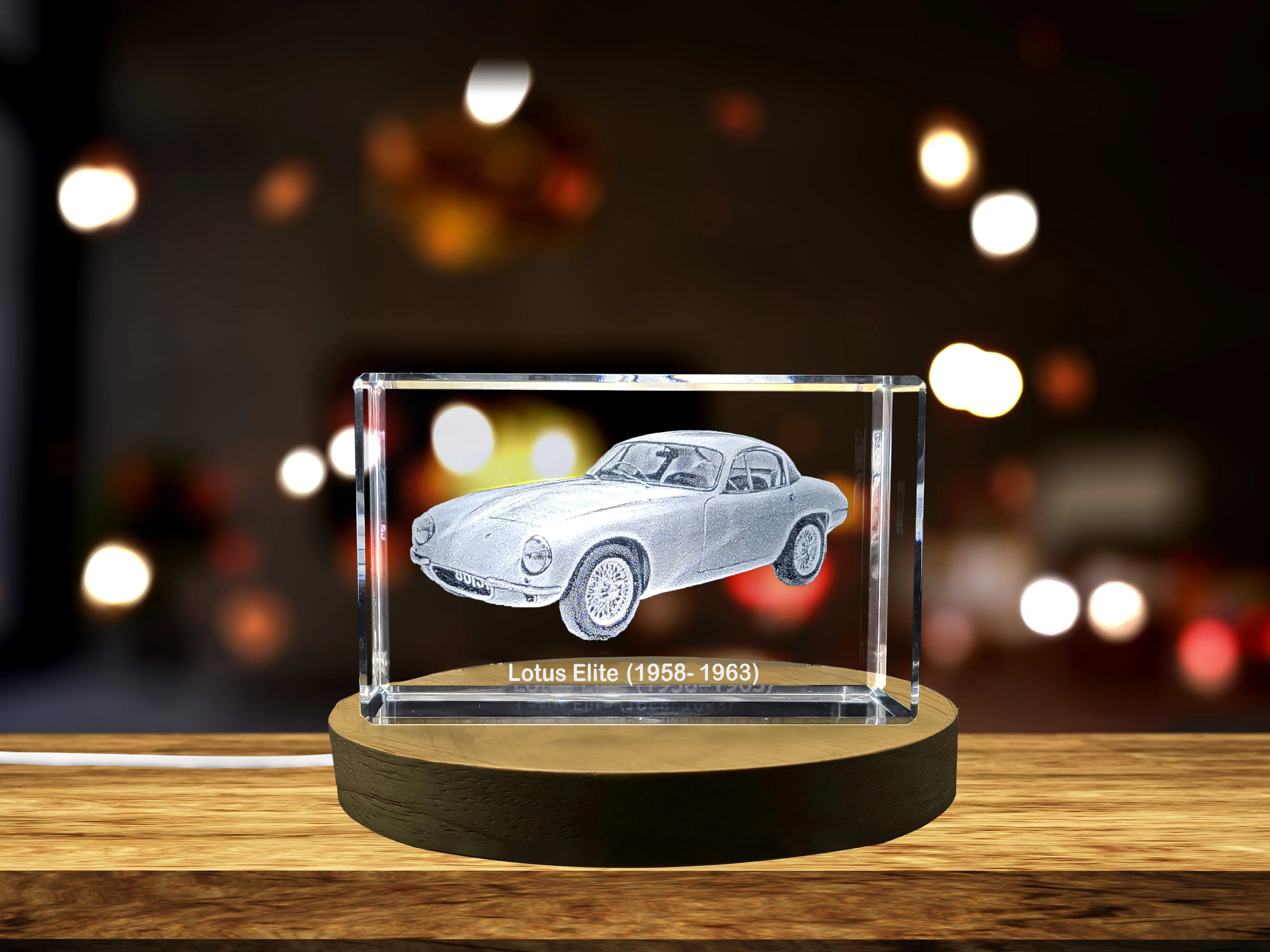 Timeless Beauty: Lotus Elite (1958–1963) - 3D Engraved Crystal Tribute