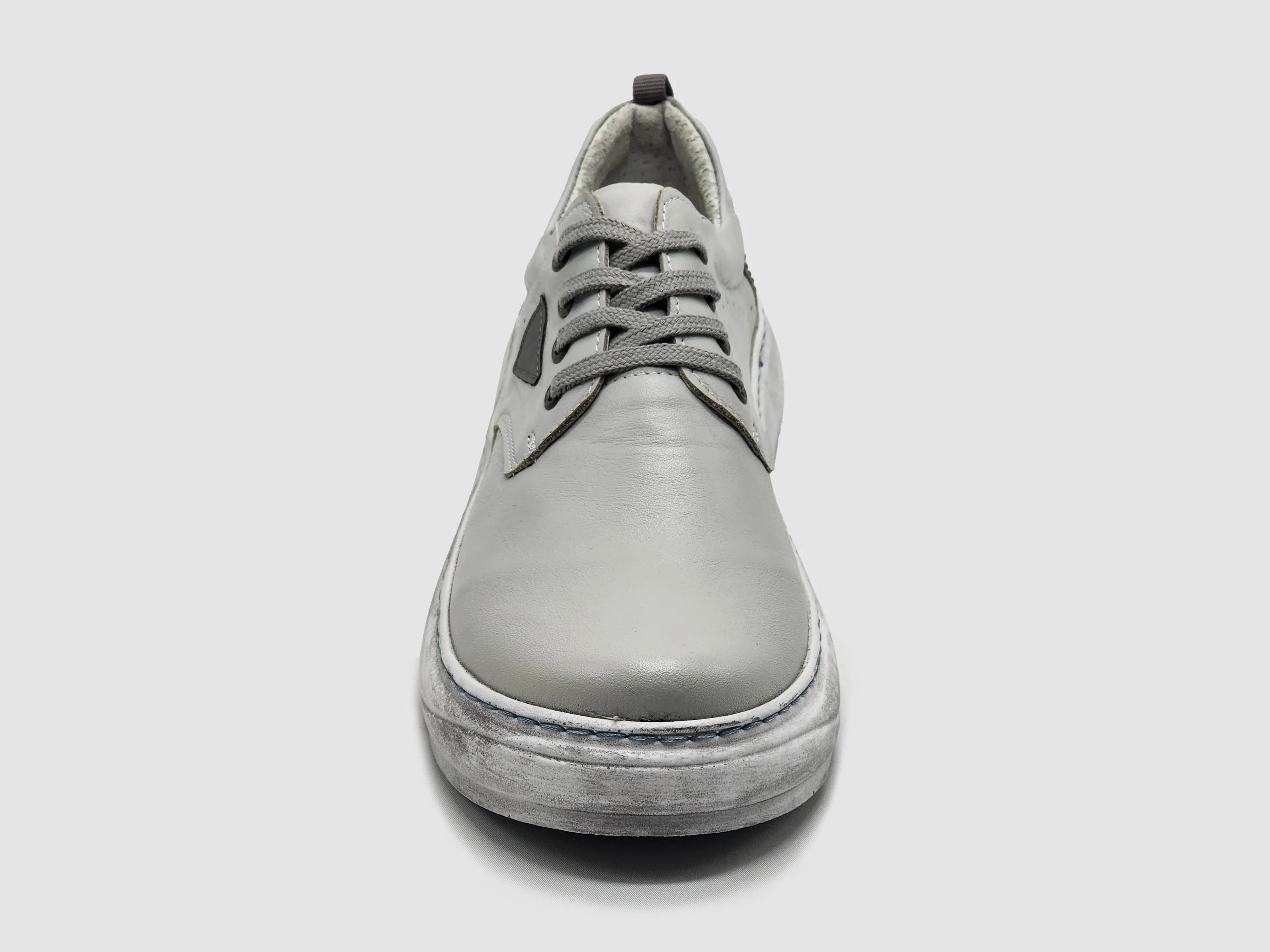 Women's Retro Leather Shoes - Grey