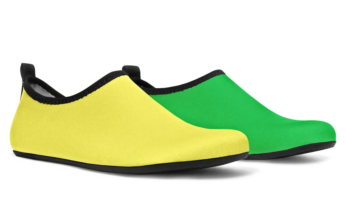 Yellow And Green Mismatch Water Shoes